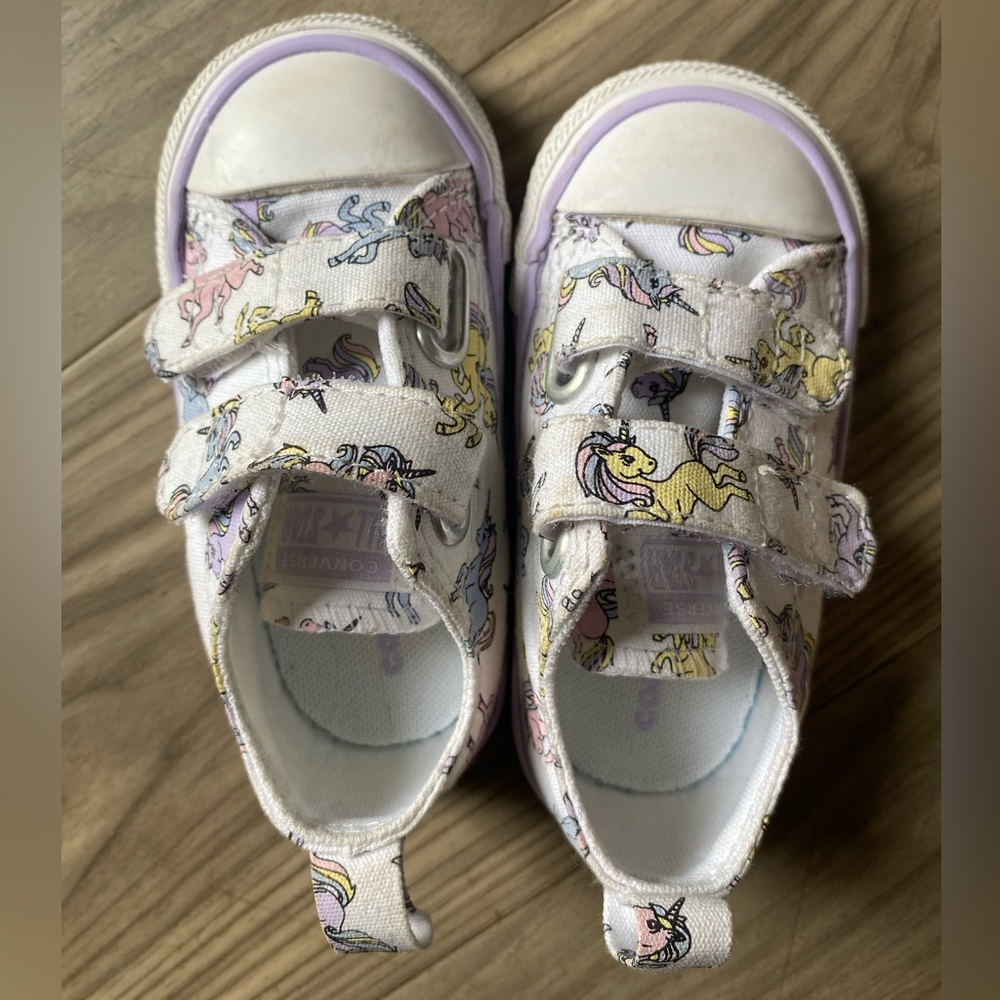Unicorn converse